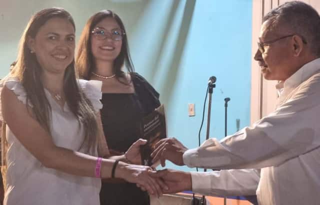 TRUJILLO/ Así fue la presentación y bautizo de “Poemas del entremuro”