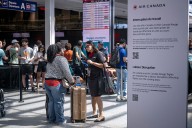 Cabin crew walk out as pay dispute halts Air Canada flights