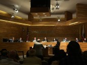 Could the Arcadia mayor be censured? A long-running clash leads to debate