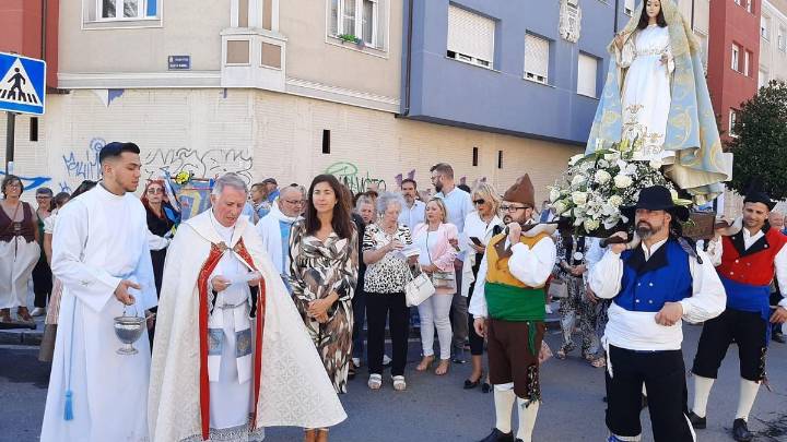 El "día especial" de Natalia Tahoces, la embarazada bendecida en Lugones
