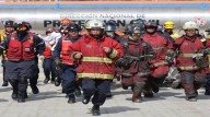 Gobierno de Venezuela entregó equipos nuevos a bomberos del país