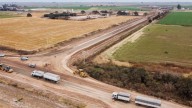 Llaryora tendrá su ley “modernizada” de caminos rurales que impulsa junto al campo cordobés