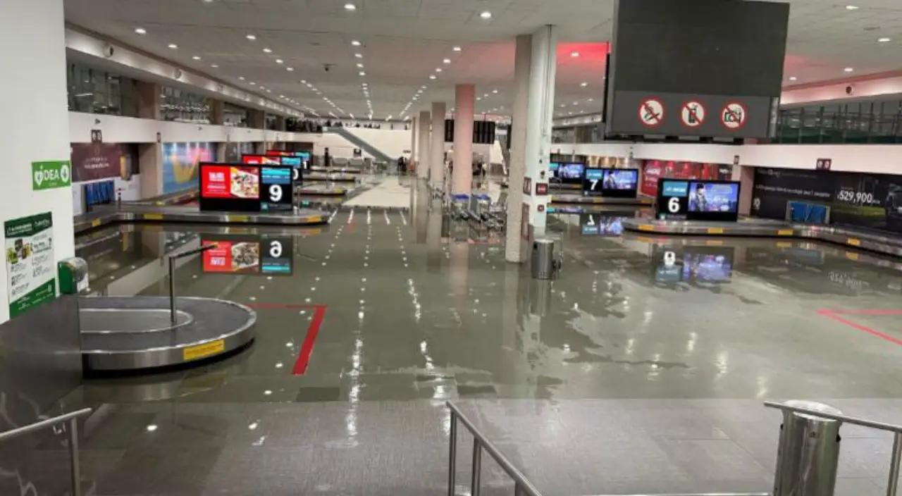 El AICM reanuda su actividad tras inundaciones provocadas por fuertes lluvias en CDMX