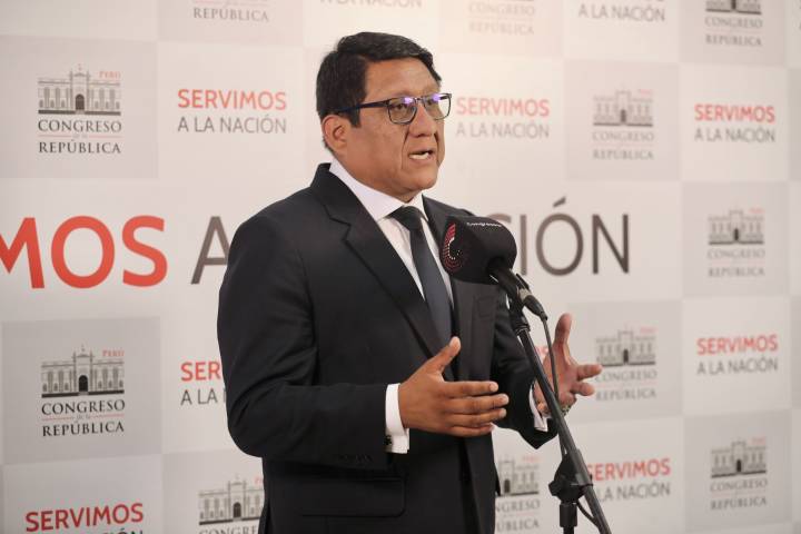 Fiscalía presenta denuncia constitucional contra legislador Héctor Ventura