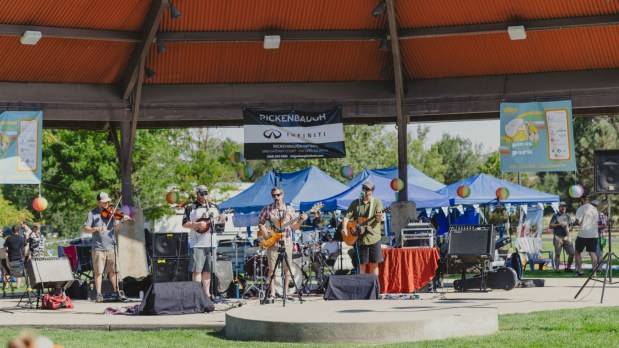 Mix at your own risk: Louisville’s Pints in the Park is back with beer, booze and a bucking bronco