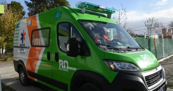 Una pelea entre vendedores ambulantes terminó con un apuñalado en la entrada de un supermercado
