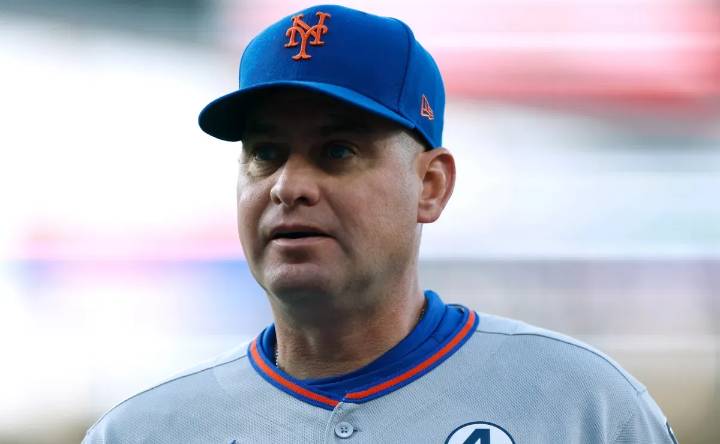 Carlos Mendoza’s one-word reaction after Nolan McLean makes stunning Mets history vs. Bryce Harper’s Phillies