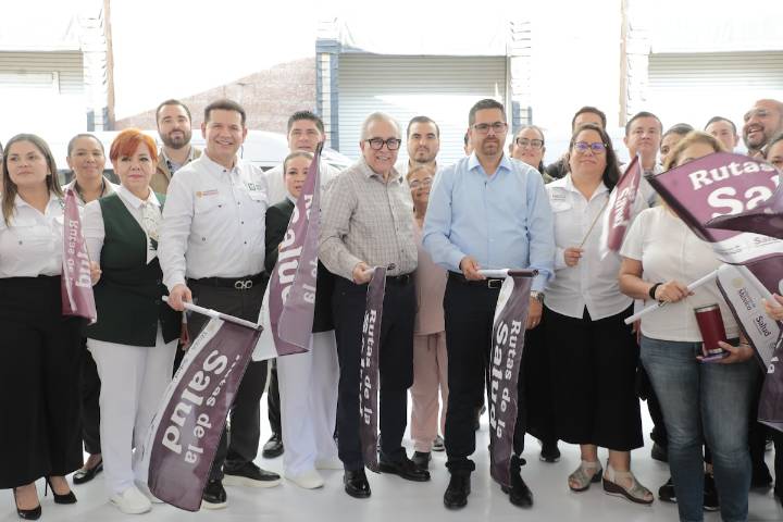 Rocha Moya da banderazo a Rutas de la Salud para abastecer clínicas