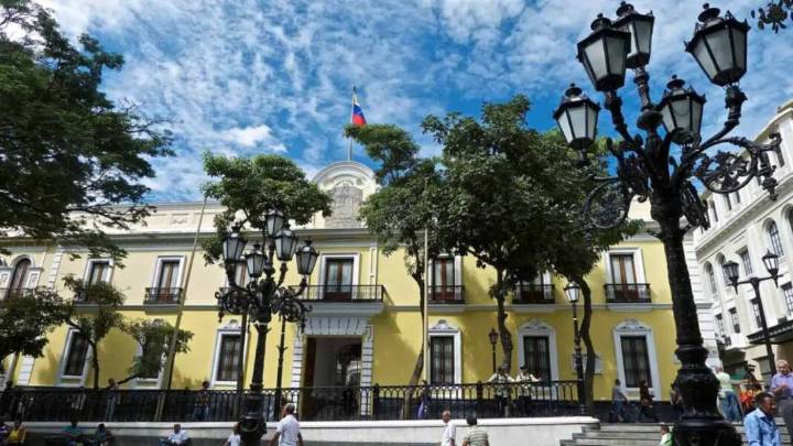 Venezuela afirma que amenazas de EE.UU. ponen en riesgo la paz y estabilidad de la región