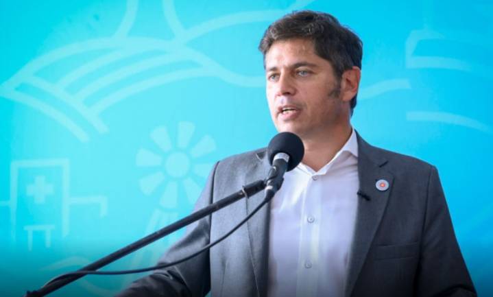 Kicillof denunció a la SIDE por presunto espionaje ilegal y exigió una investi