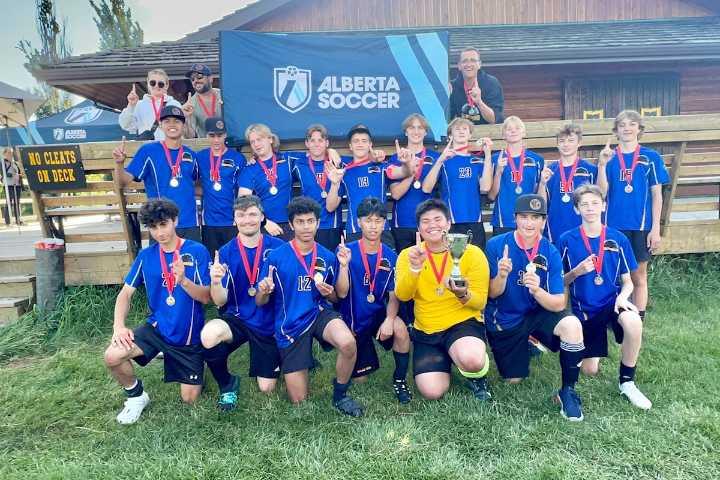 Lacombe Panthers win Gold at Tier 4 provincials