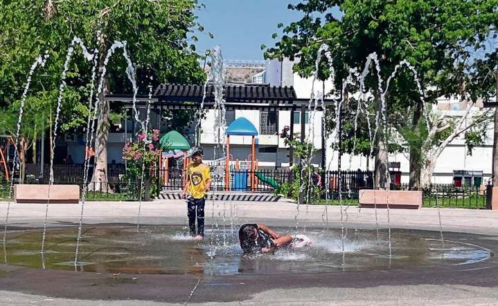 En Hermosillo, con calor y sin energía eléctrica