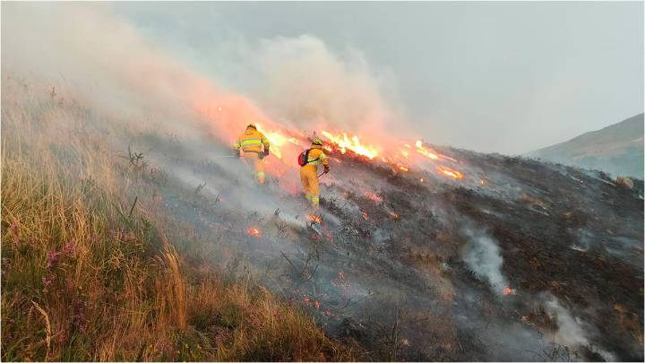 Dos muertos en el mismo incendio en León: Ya son tres las víctimas por los fuegos en España