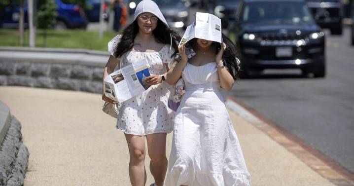 Record-breaking humidity hits parts of the US