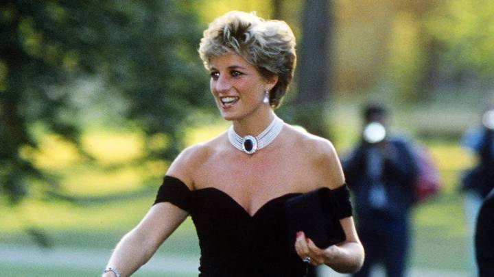 Desenterrada en Londres una cápsula del tiempo con objetos de la princesa Diana de Gales