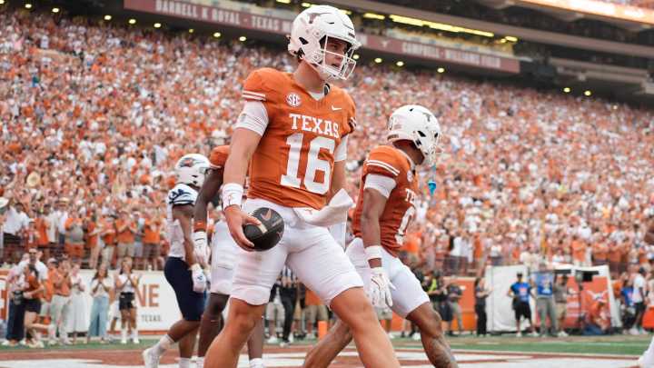 Arch Manning, Texas top preseason poll Top 25 with huge expectations