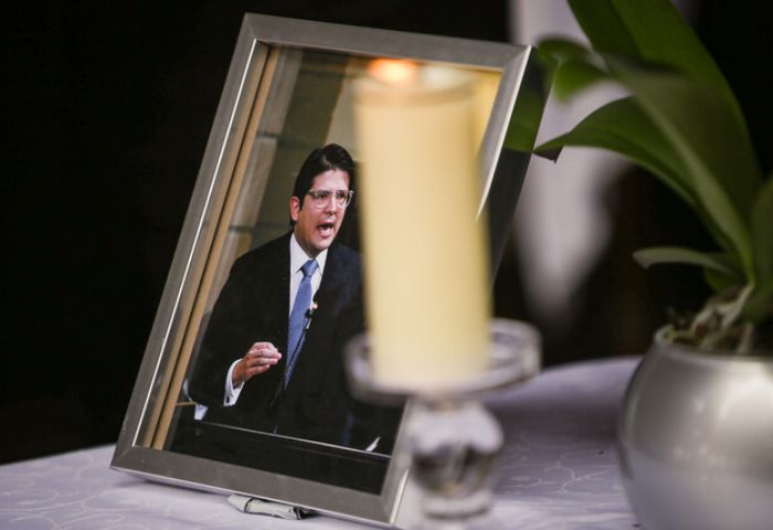 Abogado de la familia de Miguel Uribe pide que su crimen sea declarado de lesa humanidad: «No fue…
