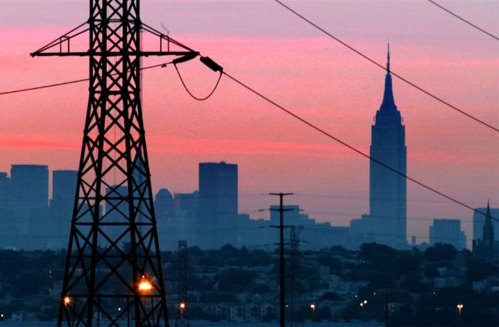 Today in History: August 15, power restored after largest blackout in U.S. history