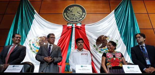 Aguilar se compromete a «hacer mucho» y bajar salarios en SCJN