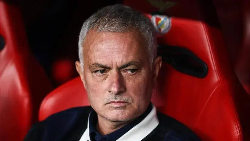 No va más: el Fenerbahce destituyó a José Mourinho tras quedar fuera de la Champions League