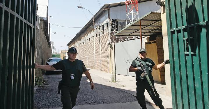 Reos que se fugaron de penal de Valparaíso serán trasladados a la cárcel de máxima seguridad en Santiago