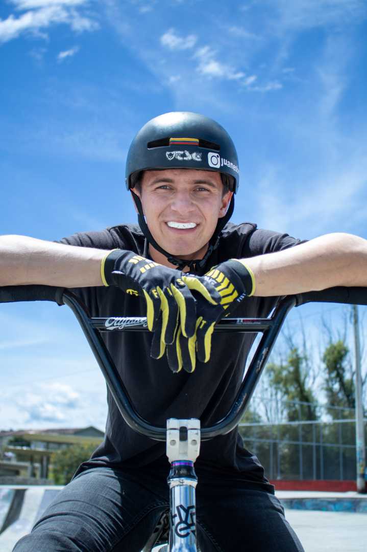 JuanEs Pineda competirá en evento internacional de BMX Freestyle en Brasil