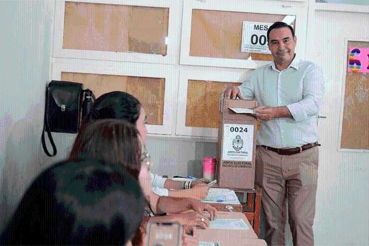 Elecciones en Corrientes EN VIVO: el gobernador Valdés emitió su voto