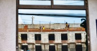 Desarrolladoras de vivienda resisten con ingresos firmes pese a desaceleración