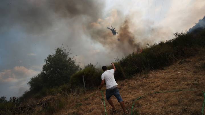 El incendio de Fasgar (León) se vuelve a descontrolar
