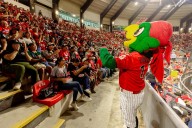 ¡A REVENTAR EN CASA DE PIRATAS!