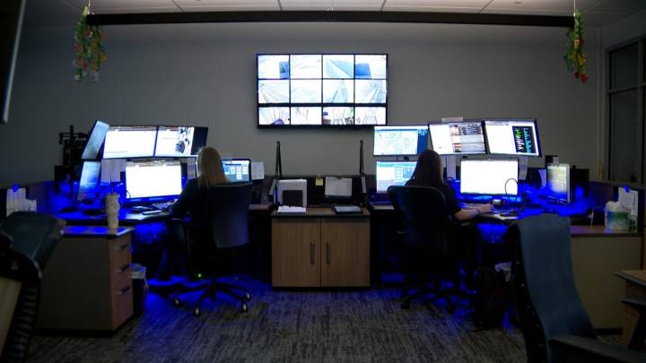 Dispatch centers overwhelmed with calls during fire season