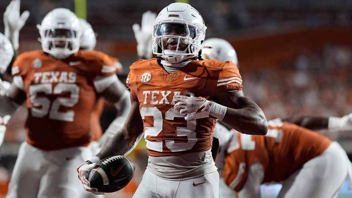Updates: Booth, Childress waived by Cowboys
