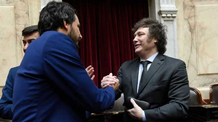 Álvaro Martínez se quedó con el tercer lugar para diputados de la alianza LLA+ Cambia Mendoza