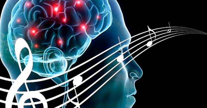 Escuchar música lenta disminuye el estrés, según neurofisiólogo de la Universidad de Santiago: "Los ritmos más pausados tienen mejores efectos en el ritmo cardíaco”