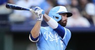 Rave fills in nicely for Pasquantino in Royals' 6-2 victory over the White Sox