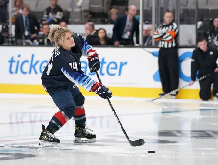 Deadspin | USA great Brianna Decker joins Frost coaching staff