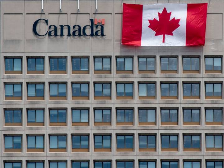 Number of sick days taken by public servants growing post