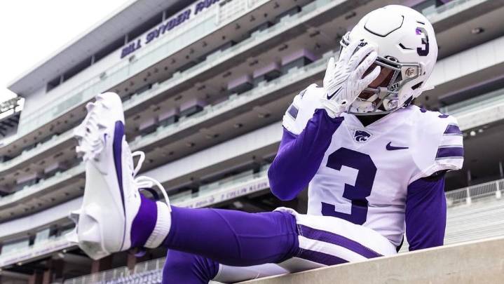 Chris Klieman Staffer Announces Dylan Edwards Backup Plan as He Admits Mistake That Cost Iowa State Game Kansas State needs their backup plan to evolve from paper to production. Chris Klieman’s warnin