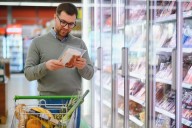 El gasto de los consumidores repunta, pero la inflación registra estabilidad en indicadores
