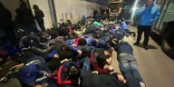 Liberaron a los 104 hinchas de la U de Chile que estaban detenidos por los incidentes en la cancha de Independiente