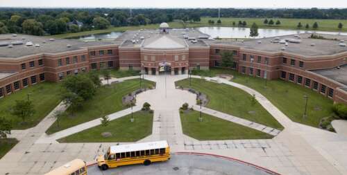 Indian Prairie District 204 to hold forums as part of superintendent search