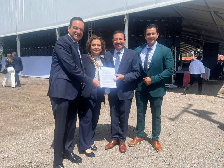 Buenos gobiernos, buenos resultados: Carlos Soto en la toma de protesta de Toño Ochoa en Durango