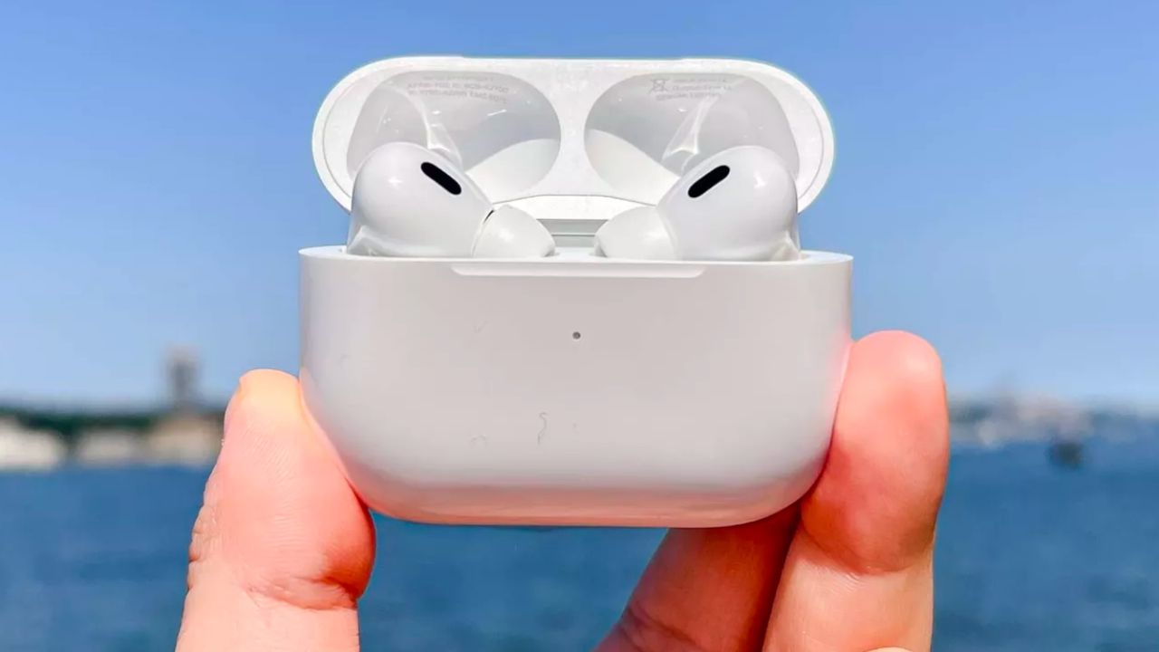 There's only one thing I want from the AirPods Pro 3 — and it's not a heart rate monitor