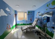 Los padres de Fran denuncian las altas temperaturas en el área de Pediatría del HUC: “Los niños lo están pasando mal”