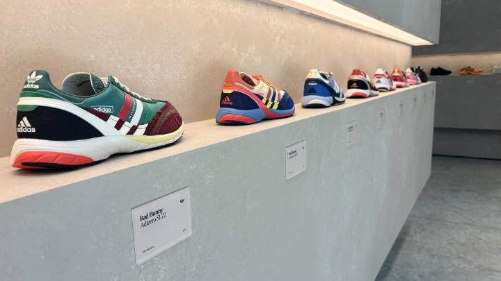 Calzado de Bad Bunny con Adidas en Museo de Arte de Puerto Rico