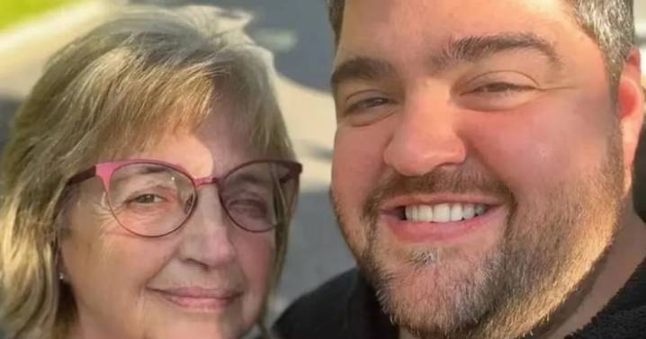 Darío Barassi habló con inmenso dolor sobre la muerte de su madre: » El proceso más complejo” 
