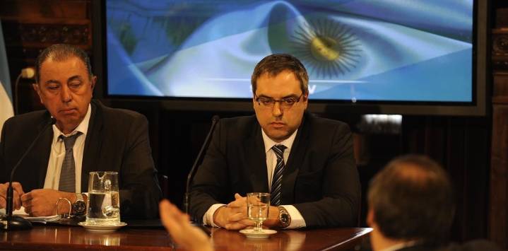 El Gobierno pidió que Ernesto Kreplak detenga al dueño del laboratorio del fentanilo contaminado y el juez le respondió a Milei que se abstenga de interferir
