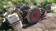 Muere un hombre tras volcar el tractor que conducía y quedar atrapado debajo