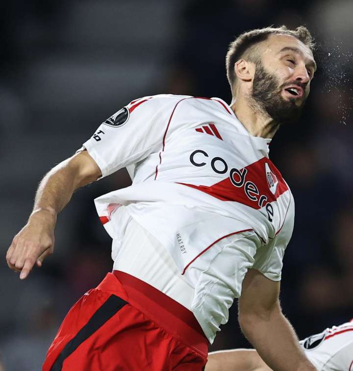 Germán Pezzellla se rompe los ligamentos cruzados y será baja entre 7 y 9 meses