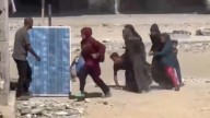 (+Video) Soldados israelíes abren fuego contra civiles que buscan refugio en Gaza
